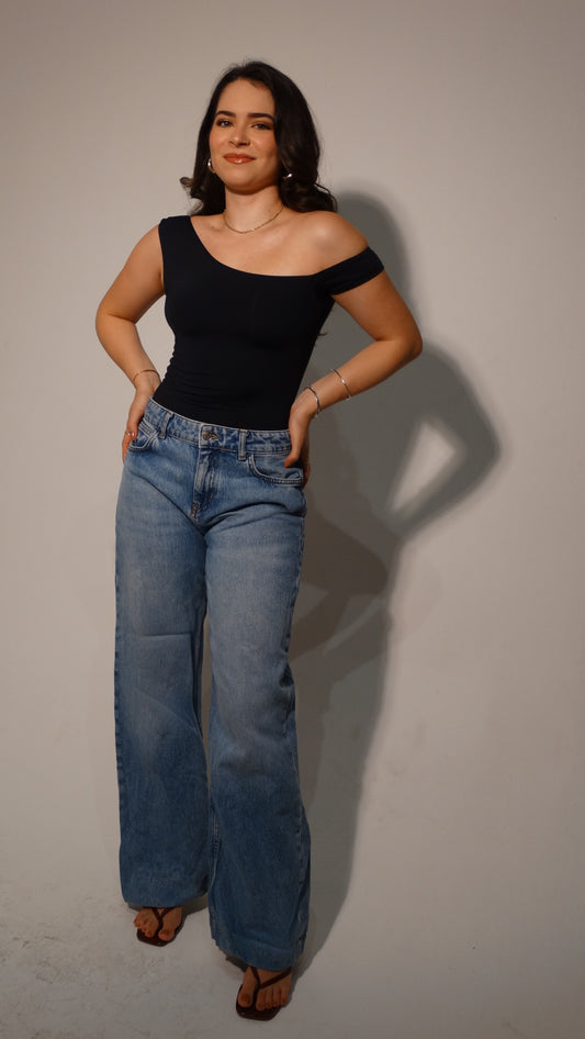 Second Skin - One Shoulder